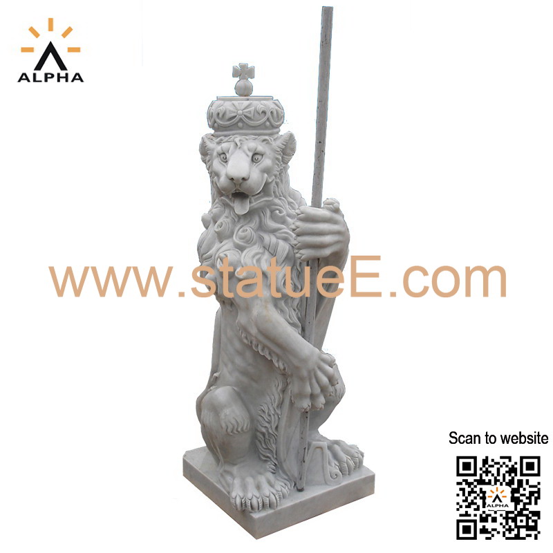 Lion statue with crown